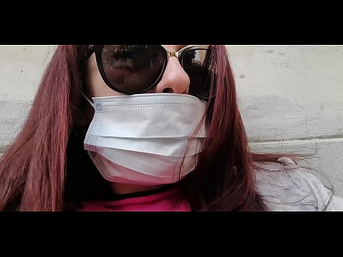 ❤️ Nicoletta membalas dendam pada tetangganya dan kencing di garasinya (Karantina Italia Khusus Covid19) ❌ Porn keras pada kami